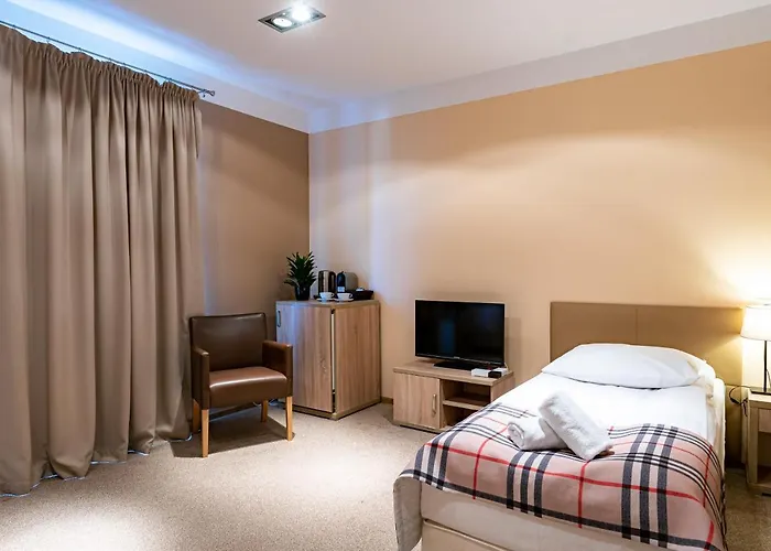 Hotel Dobre Z Lasu